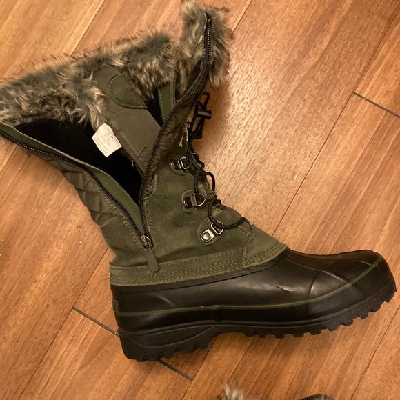 Lands' End Insulated Squall Snow Boots - Size 8 - Picture 3 of 5